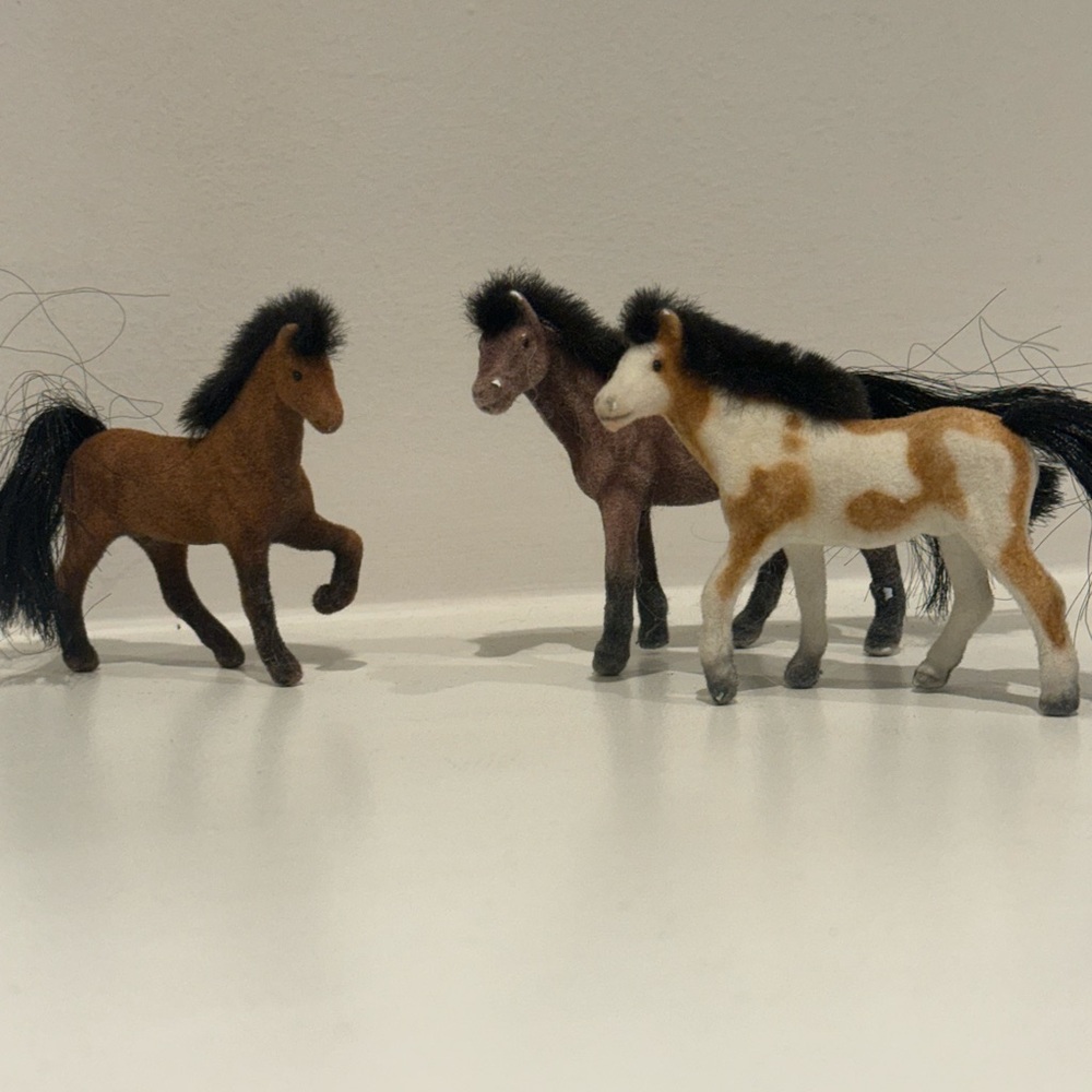 🐴 Vintage Mellissa and Doug Felted Model horses